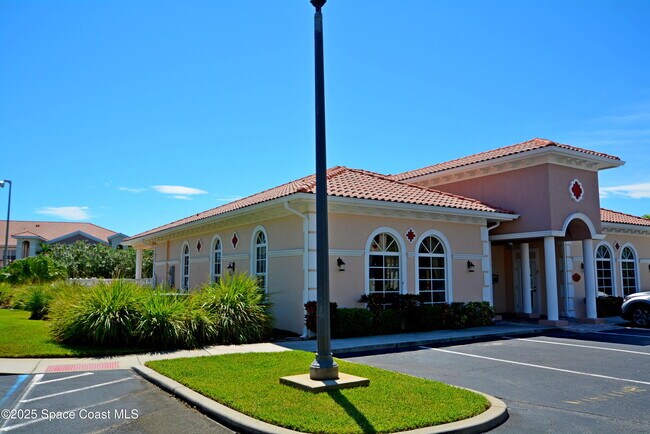 Building Photo - 123 Lancha Cir