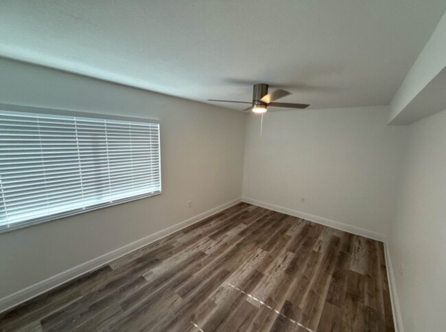 Building Photo - 2209 Belleair Rd