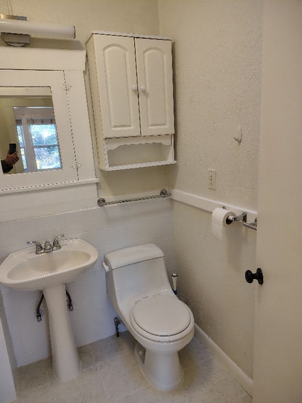 Building Photo - 3855 Julian St