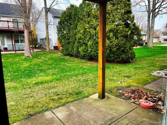 Building Photo - 902 Chestnut Hill Dr