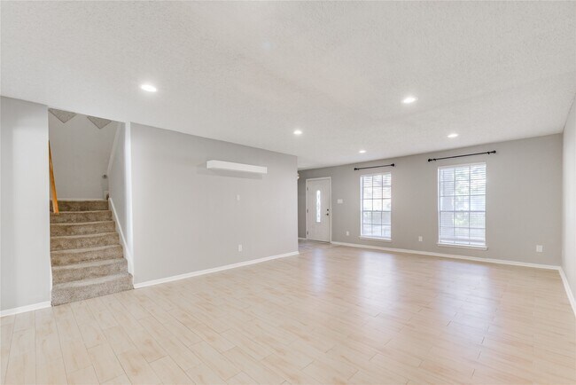 Building Photo - 14228 Misty Meadow Ln