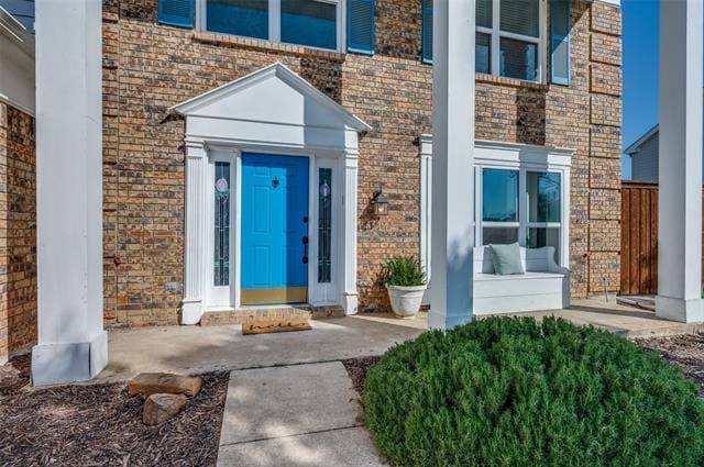Building Photo - 3305 Oakdale Ct