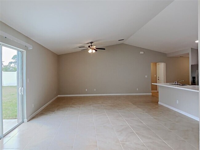Building Photo - 9500 S Ocean Dr