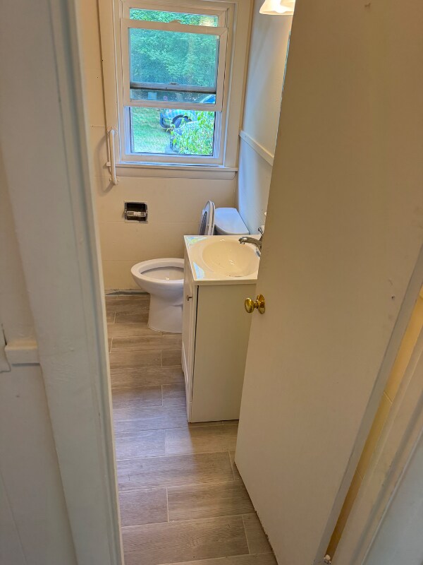 Building Photo - 15 Davisville Rd