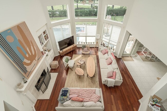 Building Photo - 12155 Cielio Bay Ln