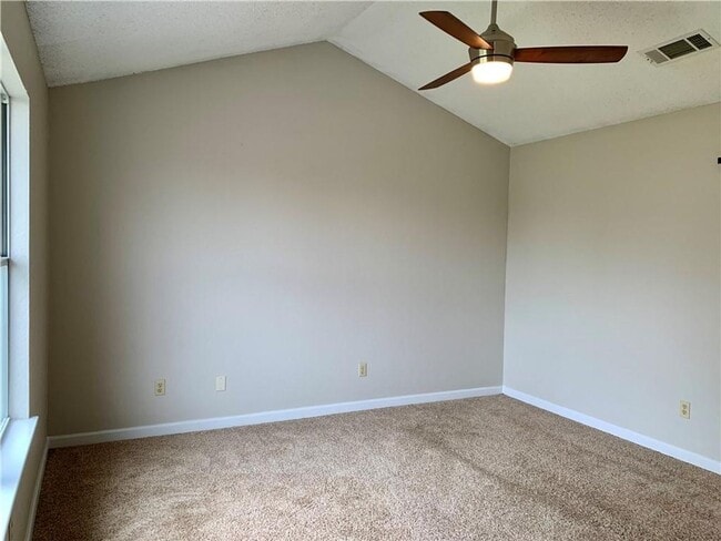 Building Photo - 2406 Stirrup Dr