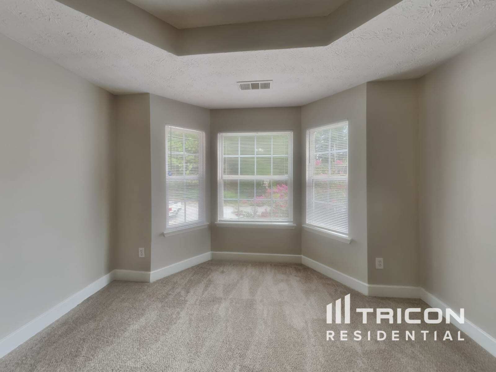 Building Photo - 7010 Red Maple Ln