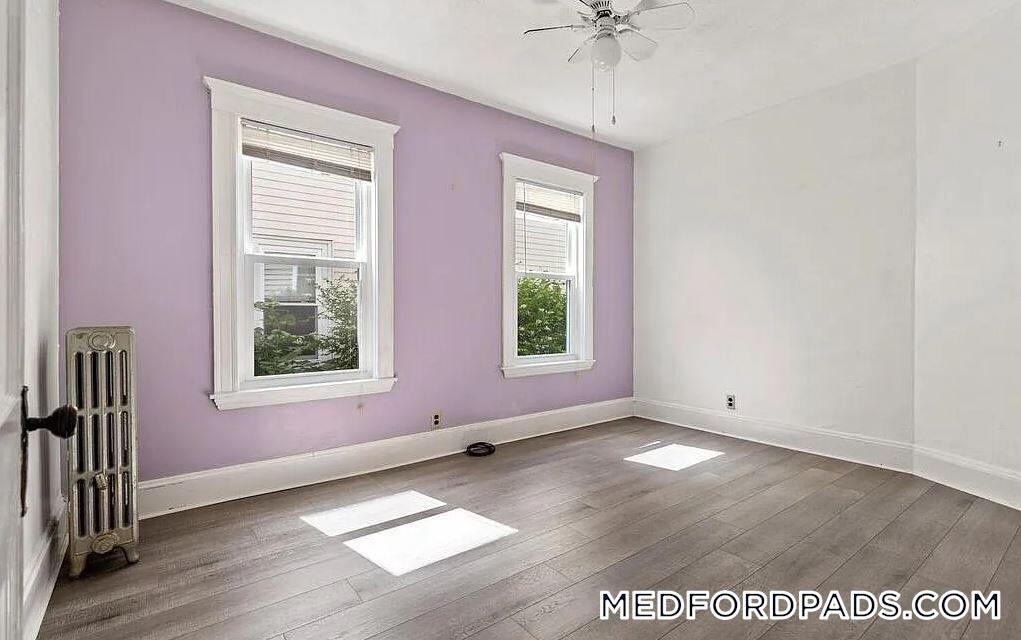 Building Photo - 38 George St