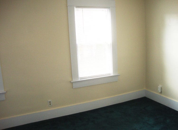 Front bedroom - 458 McConnell St