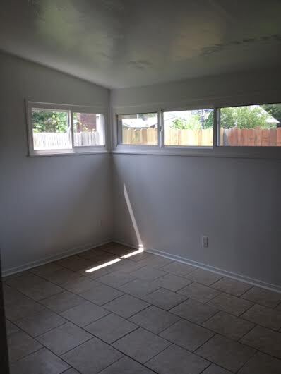 Building Photo - 2075 Alton St
