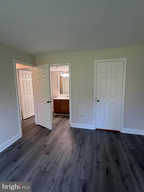 Building Photo - 8395 Buttress Ln