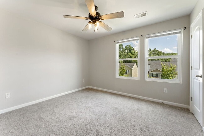 Building Photo - Charming 3-Bedroom Home in Millstone Subdi...