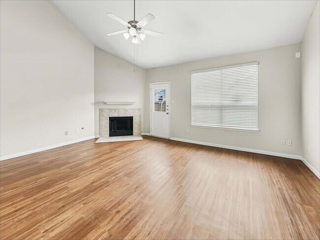 Building Photo - 3807 Liberty Square Trail