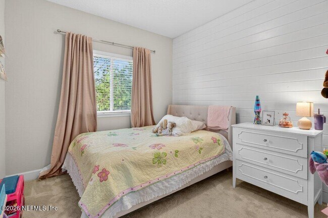 Building Photo - 120 Burlcrest Ct