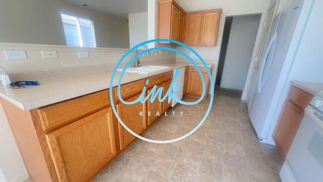 Building Photo - Single Family Home for Rent on the Golf Co...