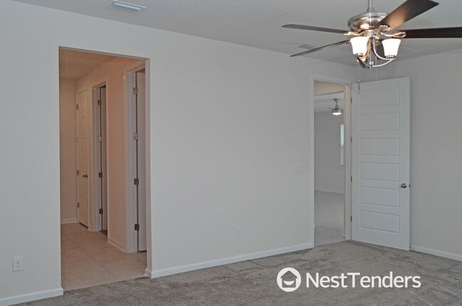 Building Photo - 95511 Hanover Ct