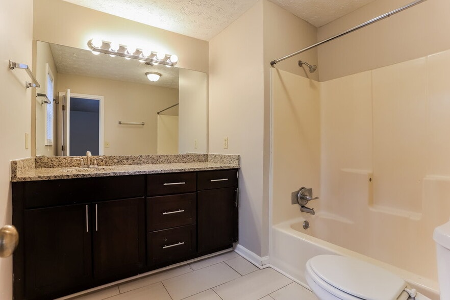 Building Photo - 3519 Shelly Dr NW