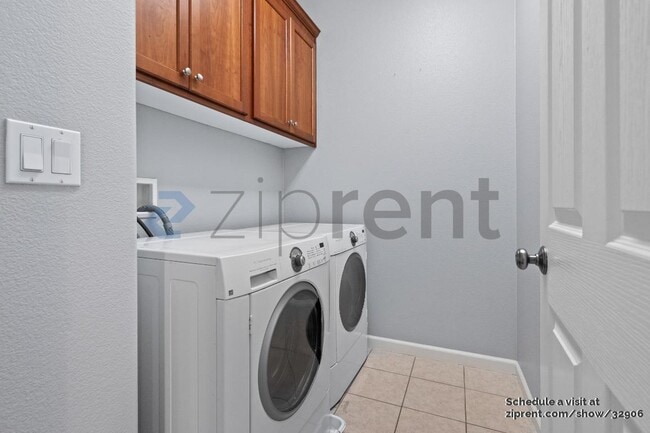 Building Photo - 3126 Fioli Way