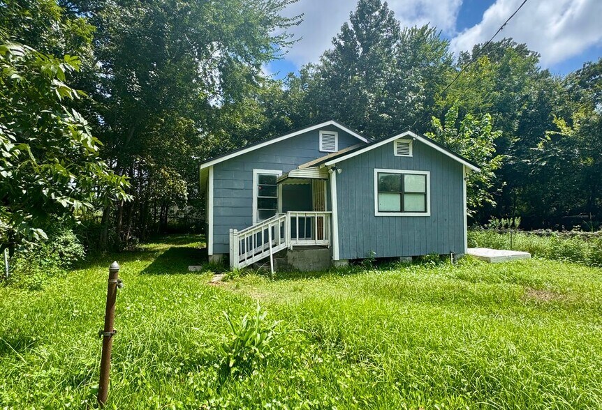 Primary Photo - 1760 Audubon St