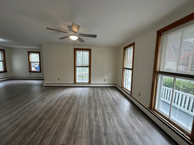Building Photo - 1607 East St
