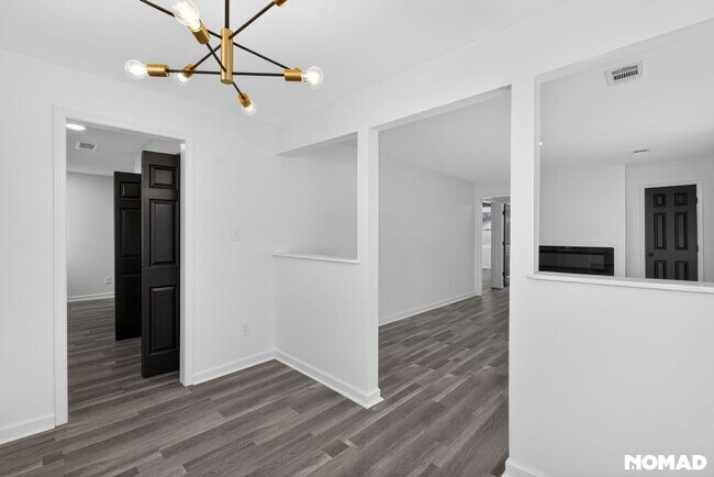 Building Photo - Charming 4BR House in Atlanta