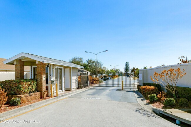 Building Photo - 972 S Fork Cir