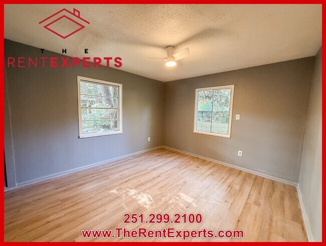Building Photo - 2472 Morningside Dr