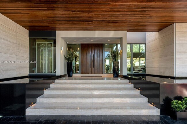 Building Photo - 360 Harbor Dr