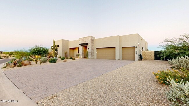 Building Photo - 13179 E Juan Tabo Rd