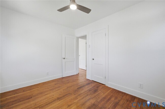 Building Photo - 302 Marlin Dr