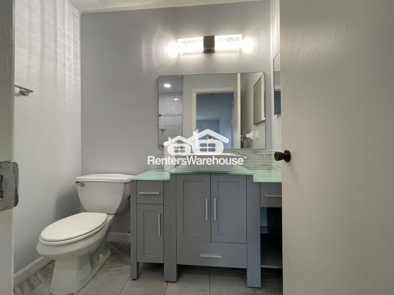 Building Photo - 110 Gloucester Blvd