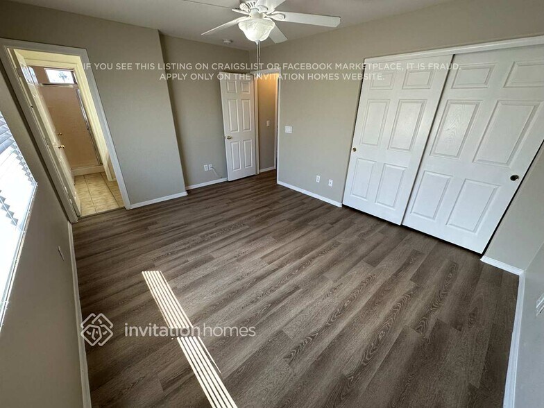 Building Photo - 7213 S 8th St