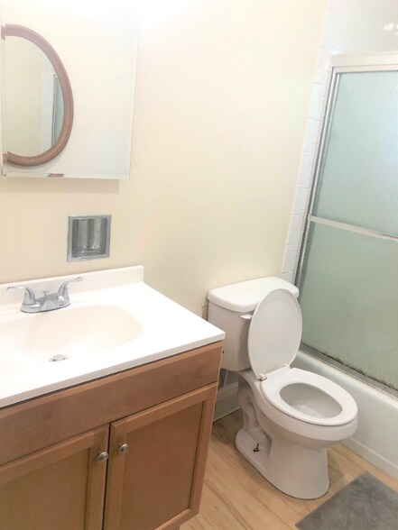 Building Photo - 6350 Forward Ave