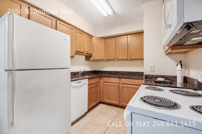 Building Photo - 7656 N Arbory Way