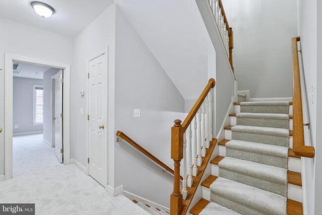 Building Photo - 7106 Point Replete Cir