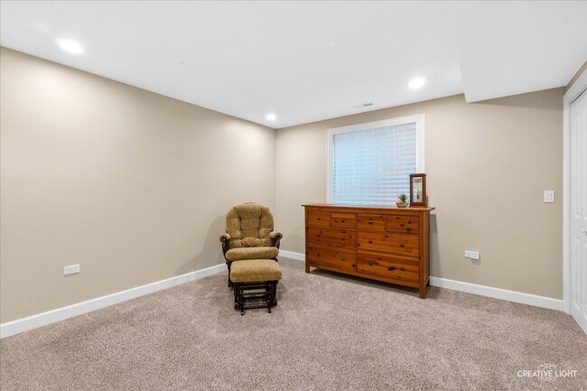 Building Photo - 2772 Cranston Cir