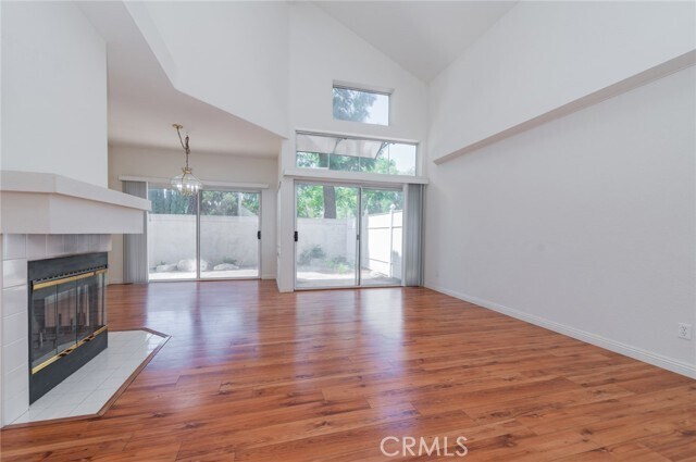 Building Photo - 864 Bramble Ln
