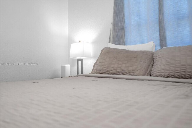 Building Photo - 2970 NW 15th St