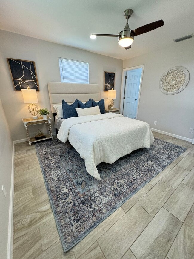 Building Photo - Location Annual Single Fam Rental Pets ok