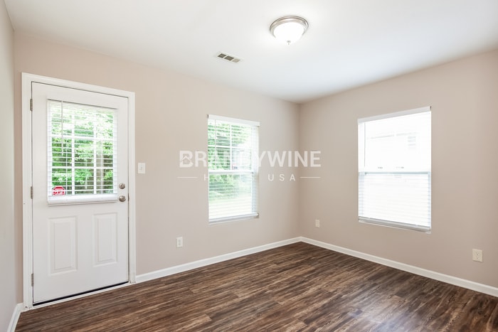 Building Photo - 1619 Ledson Ct