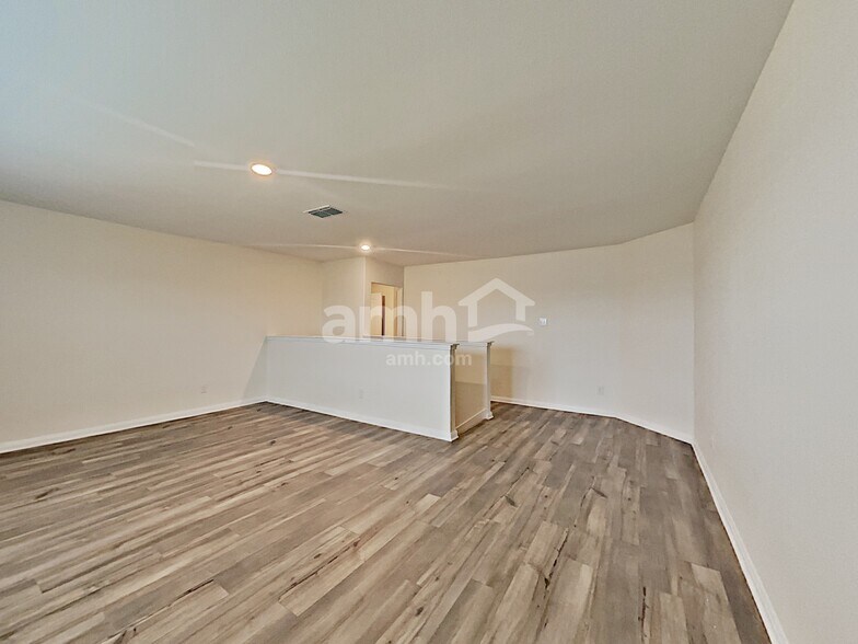 Building Photo - 3137 Bowen St