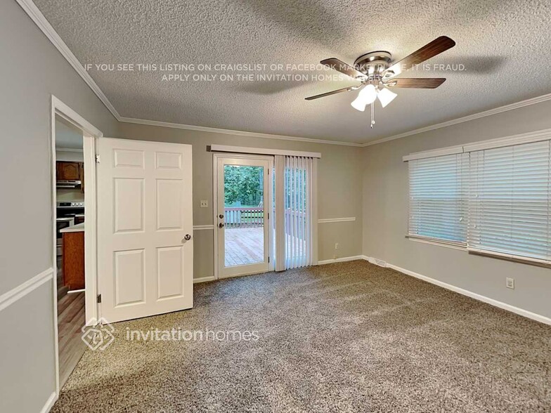 Building Photo - 1311 St Andrews Dr