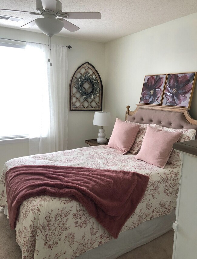 Building Photo - 110 Barnhardt Loop