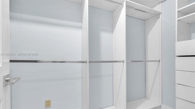 Building Photo - 2900 SW 92nd Ave