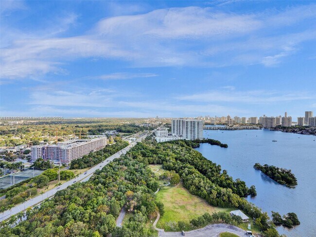 Building Photo - 16385 Biscayne Blvd