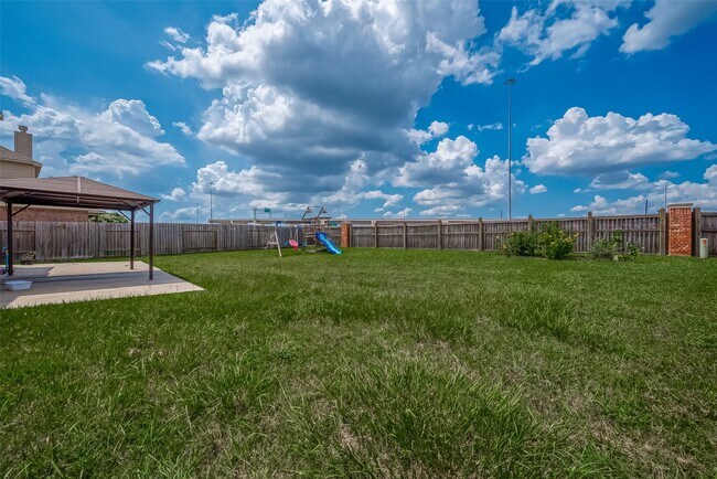 Building Photo - 7710 Eastwood Lake Ln