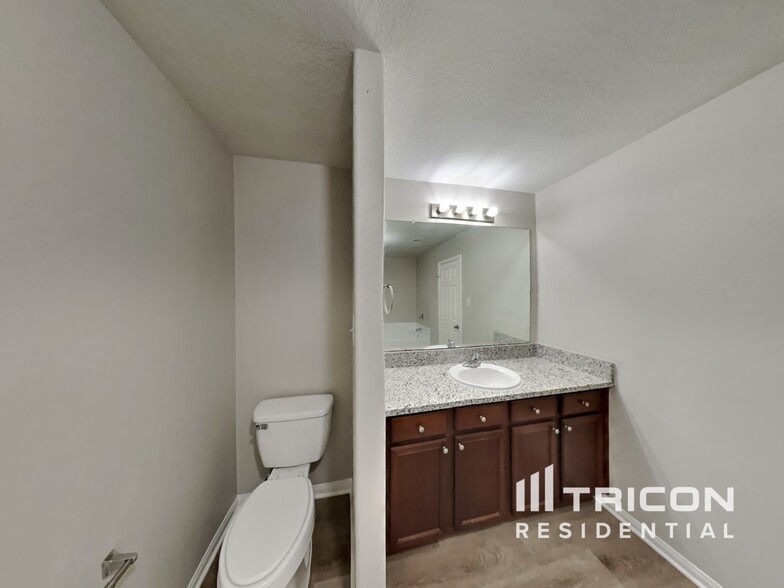 Building Photo - 308 Crooked Pine Court