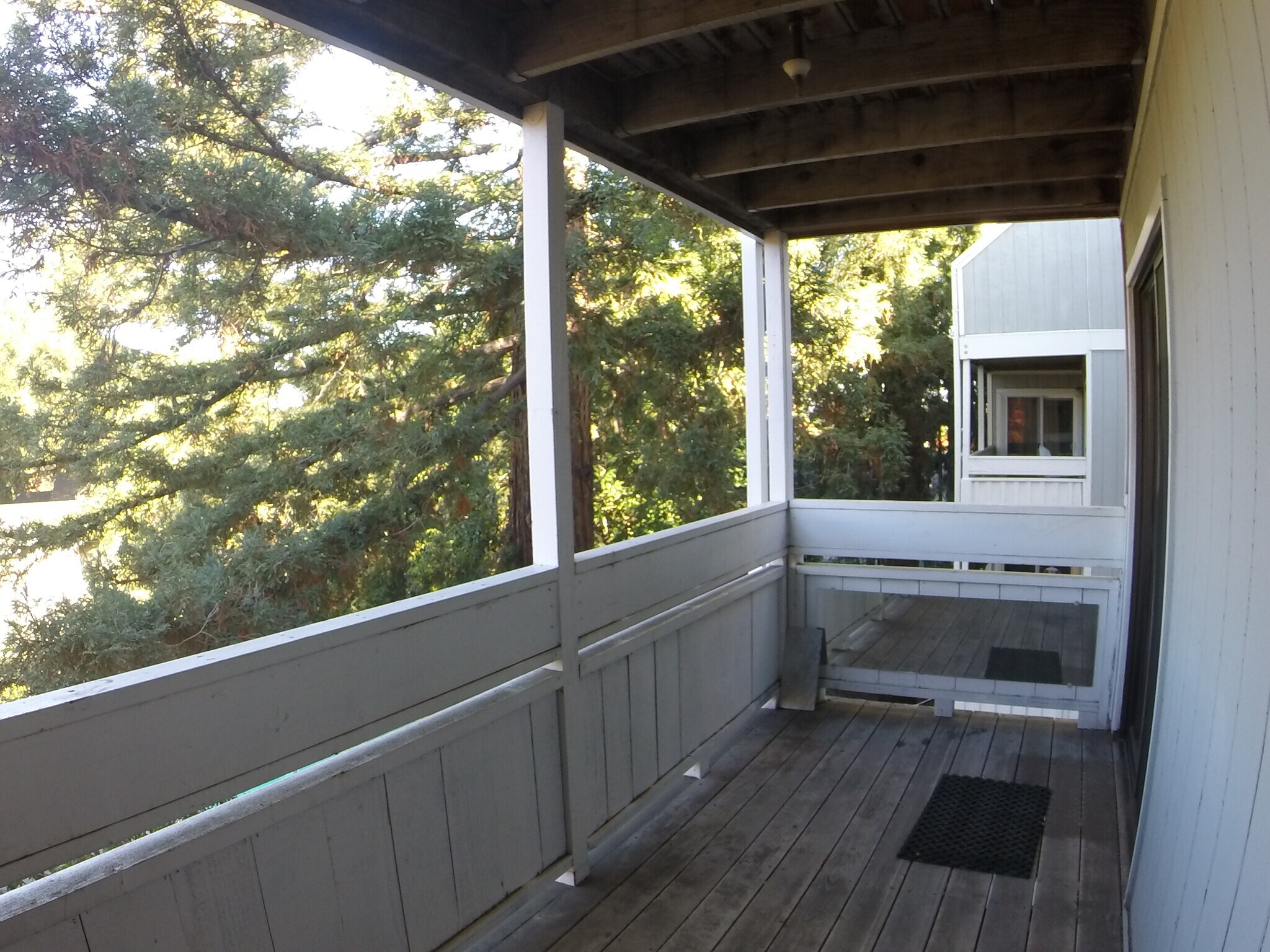 Building Photo - 725 Mariposa Ave.