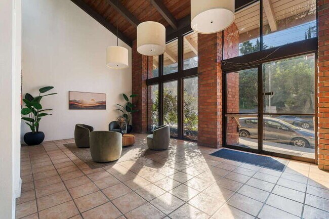 Building Photo - 3480 Barham Blvd