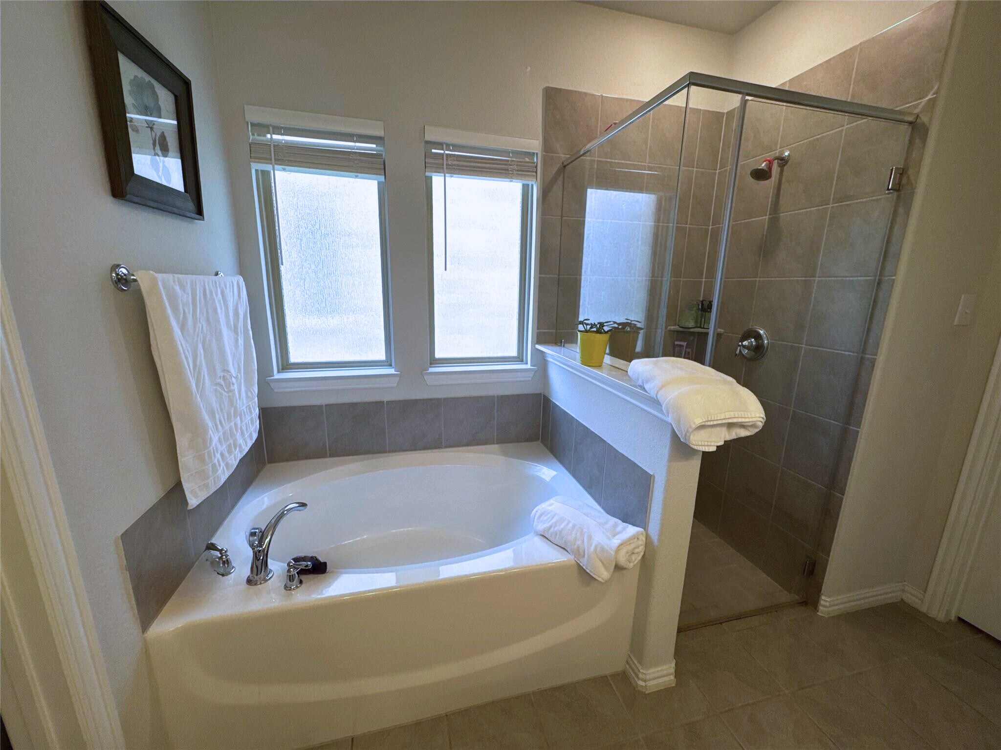 Building Photo - 4100 Smokey Hill Ct